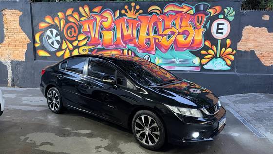 HONDA CIVIC 2.0 LXR 16V FLEX 4P AUTOMÁTICO